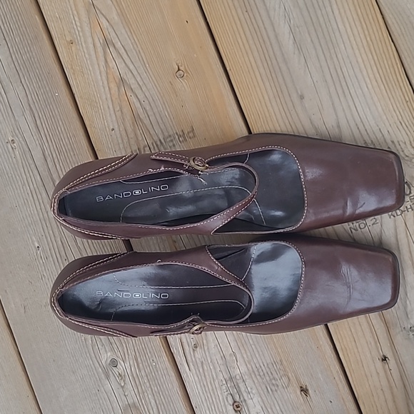 Bandolino leather heel in brown, size 9.5M - Picture 7 of 7